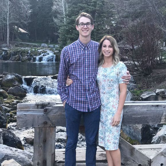 Meet your Posher, Chloe - Picture 1 of 1